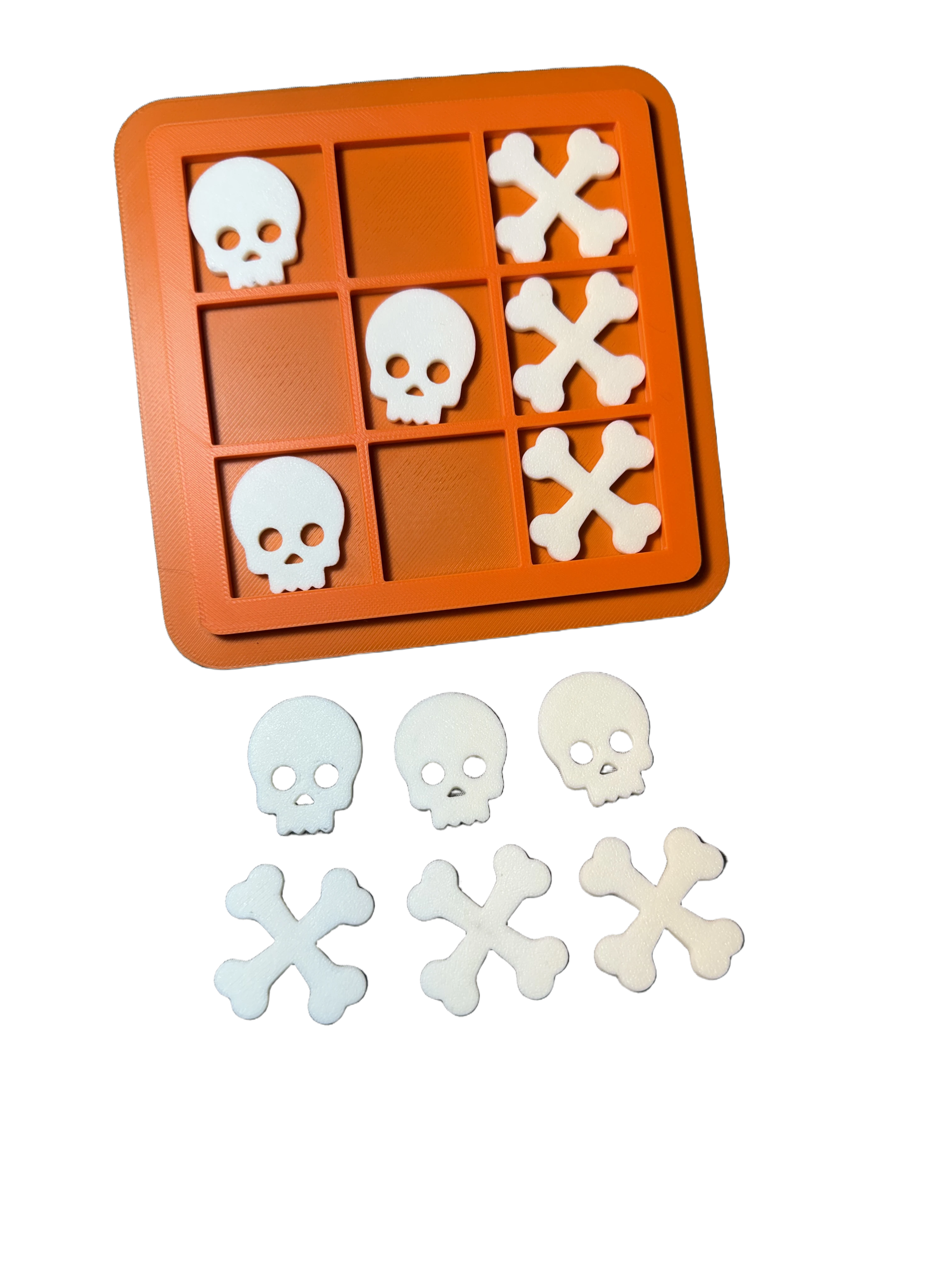 DEADLOCKED skull and crossbones tic-tac-toe set